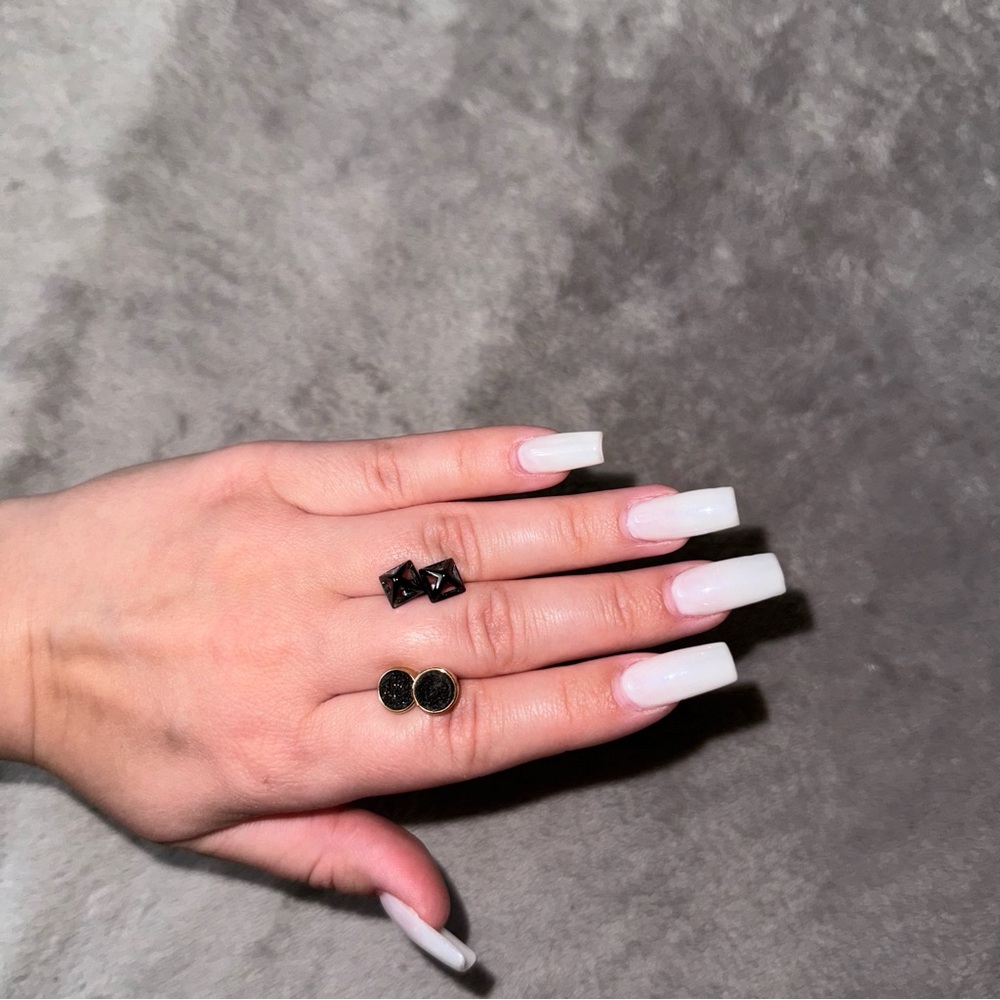 Black Earrings  set